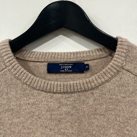 J. Crew Factory Lambswool Crewneck Sweater in Heathered Beige size XL - Picture 4 of 11